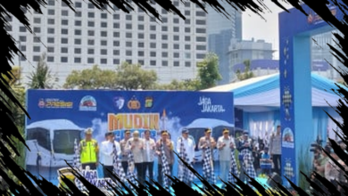 Polri Memberangkatkan 4009 Pemudik Secara Gratis dengan Pengawalan Hingga Tujuan