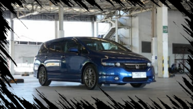 Honda Odyssey Biru Dimodifikasi Menjadi Juara Kompetisi Audio Berkualitas Tinggi