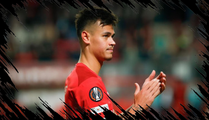 Mees Hilgers Kembali ke FC Twente, Namun Terasing dari Skuad Utama Tim Mees Hilgers Kembali ke FC Twente, Namun Terasing dari Skuad Utama Tim