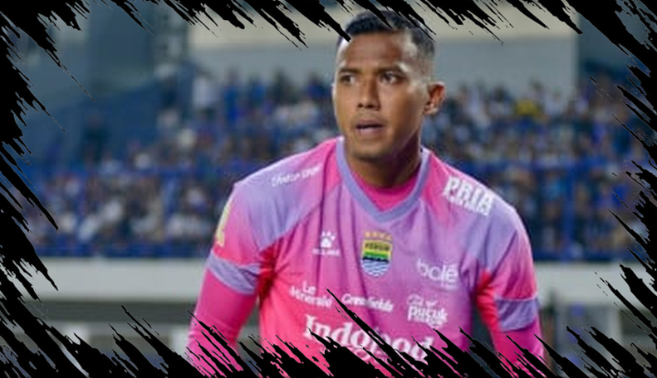 Teja Paku Alam Dedikasikan Kemenangan untuk Bobotoh Lewat 5 Penyelamatan Krusial Melawan FC Seoul