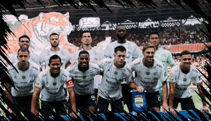 Thom Haye: Persib Raih Juara Tiga Musim Berturut-turut, Namun Fasilitas Belum Meningkat Thom Haye: Persib Raih Juara Tiga Musim Berturut-turut, Namun Fasilitas Belum Meningkat