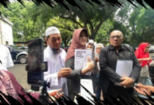 Dokter Tifa Menyampaikan Kekecewaan: 10 Sidang Tanpa Ijazah dan Kehadiran Jokowi