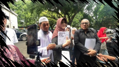 Dokter Tifa Menyampaikan Kekecewaan: 10 Sidang Tanpa Ijazah dan Kehadiran Jokowi